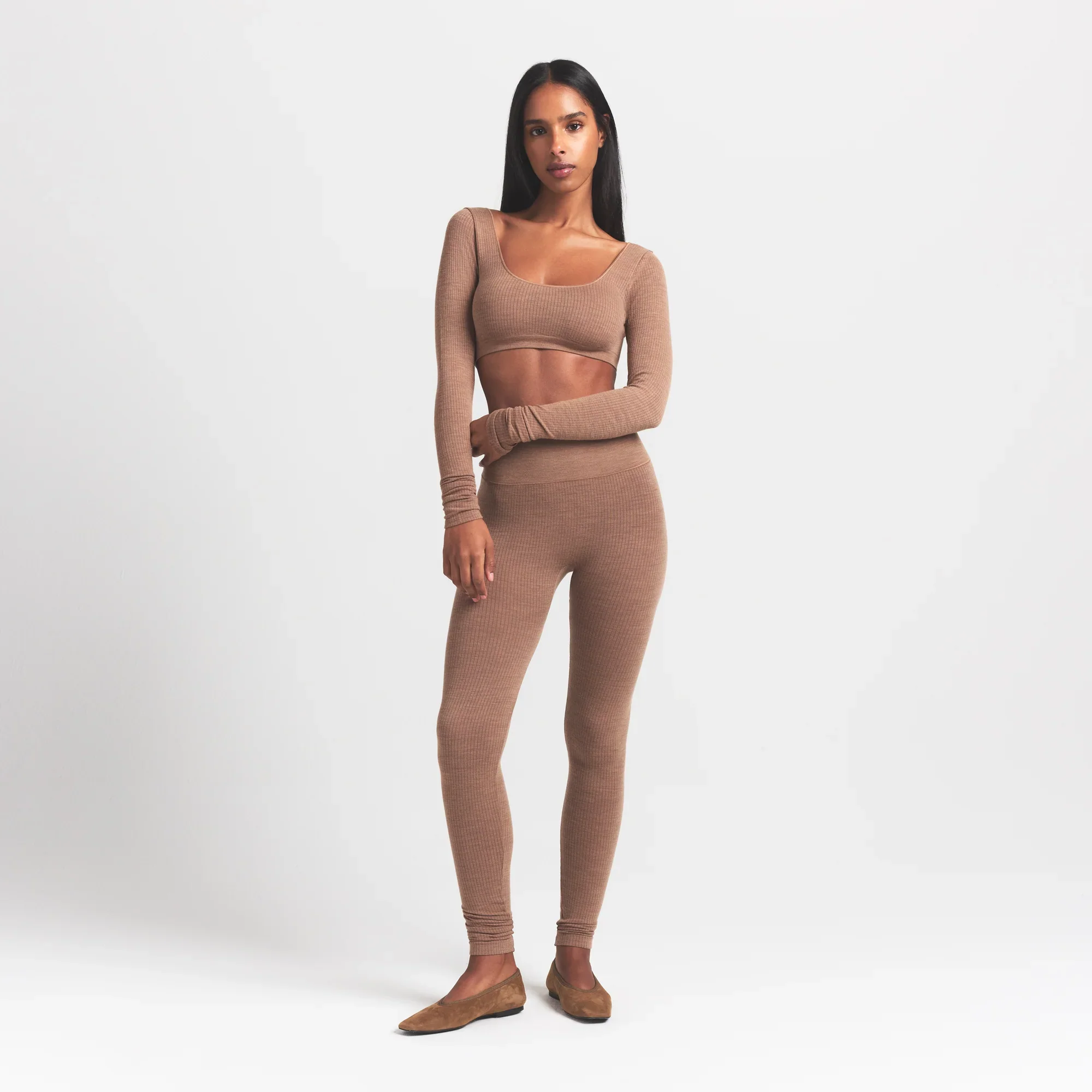 Tops & Bodysuits